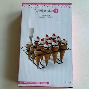 Celebrate It Black Bakeware Cone Holder